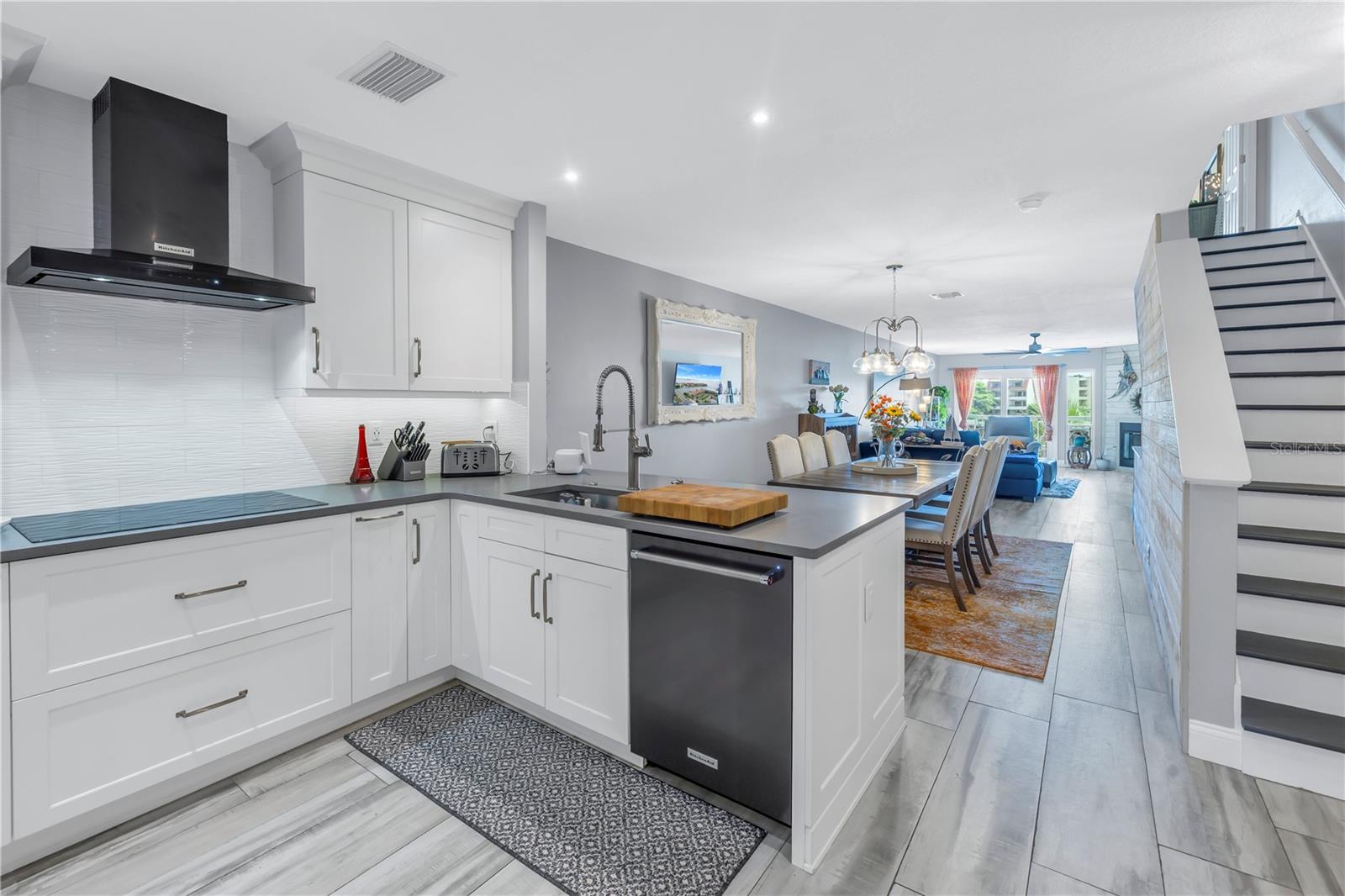 117 YACHT CLUB LN — photo 16
