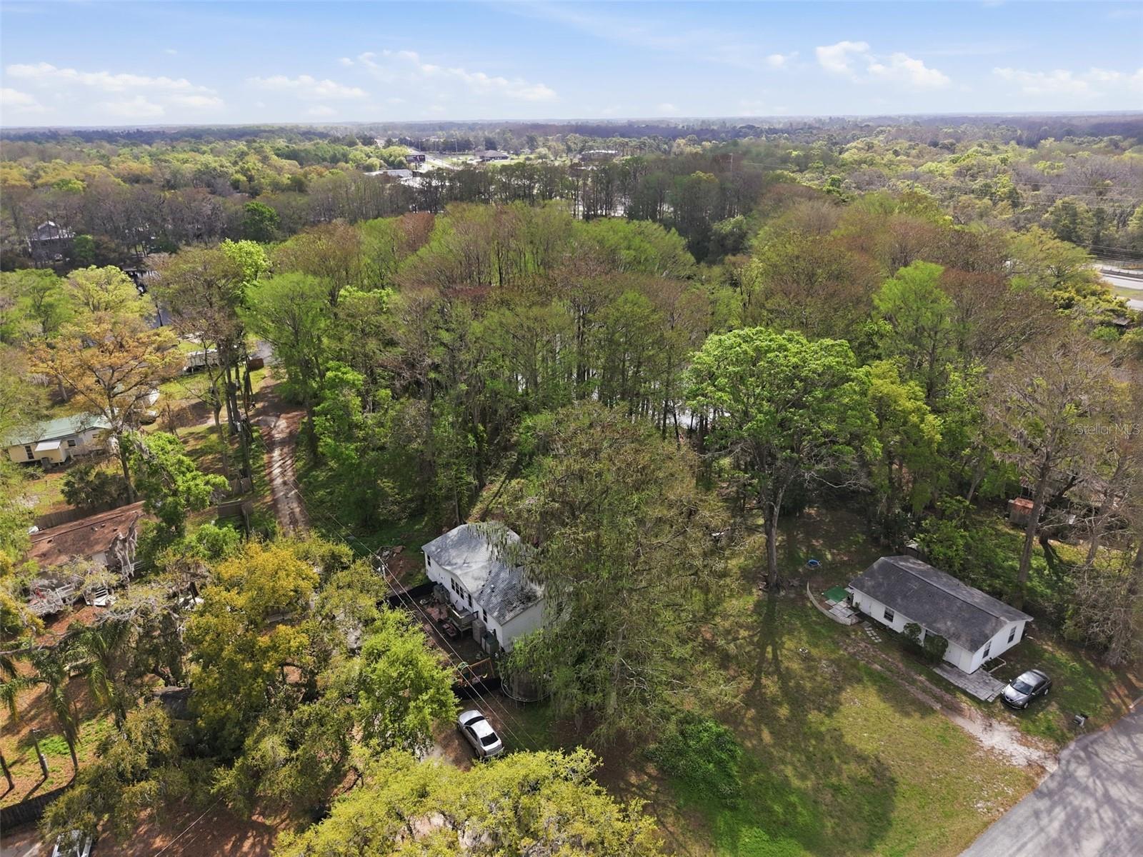 8604 CAMEO DR — photo 27