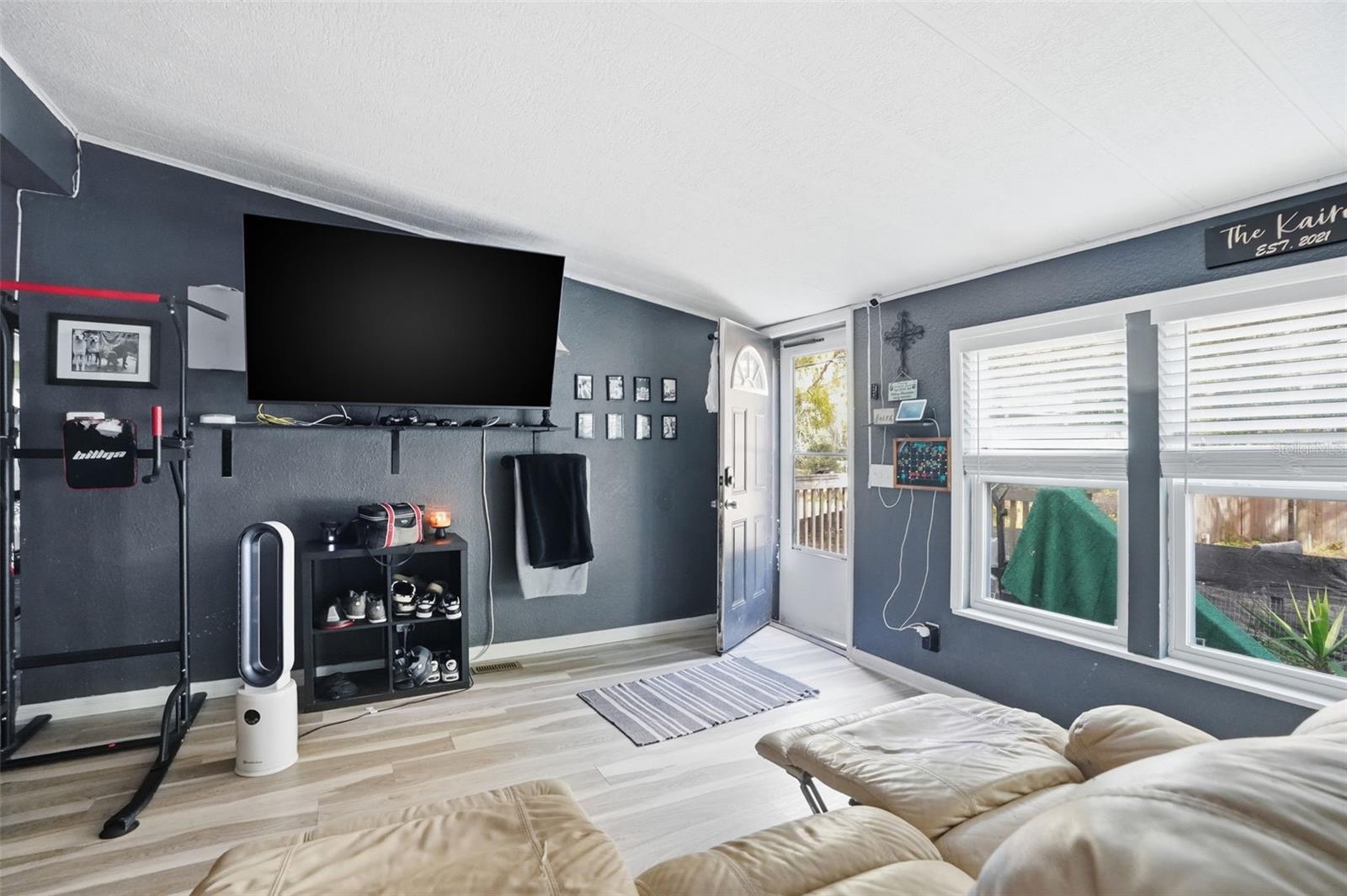 8604 CAMEO DR — photo 3