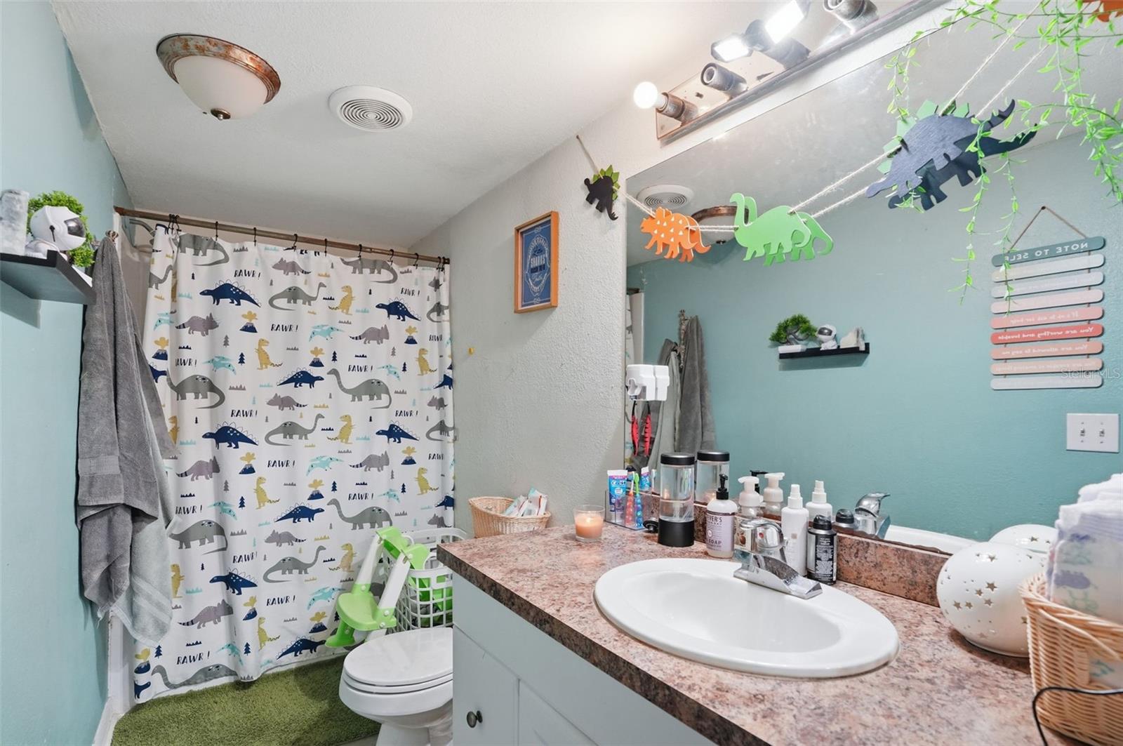 8604 CAMEO DR — photo 16