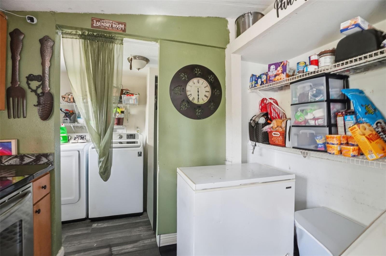 8604 CAMEO DR — photo 17