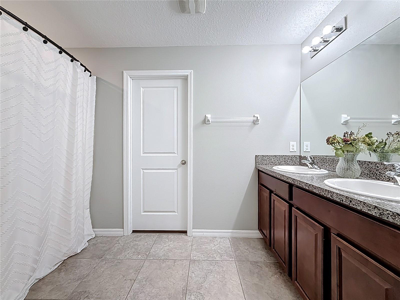12728 LEMON PEPPER DR — photo 43