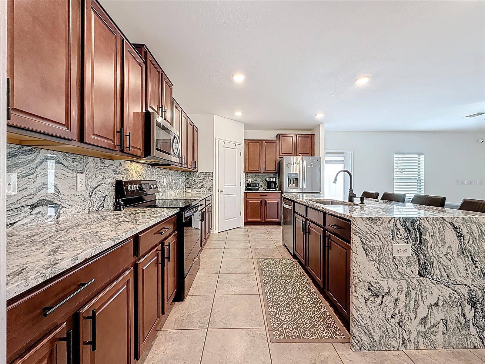 12728 LEMON PEPPER DR — photo 18