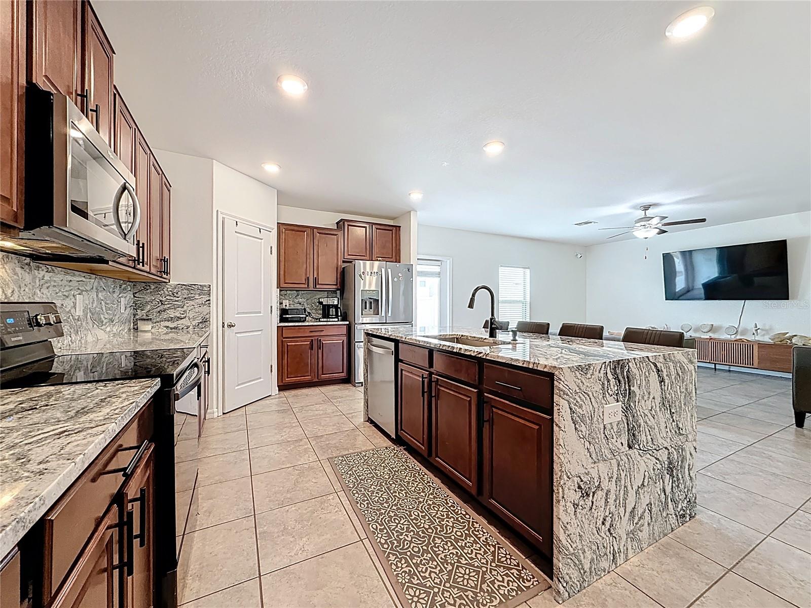 12728 LEMON PEPPER DR — photo 22