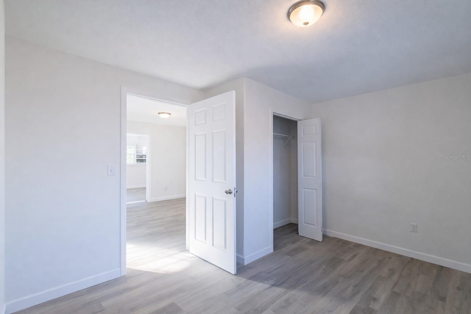 702 W HILLSBORO ST — photo 10