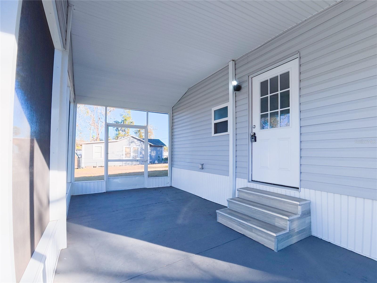 702 W HILLSBORO ST — photo 18