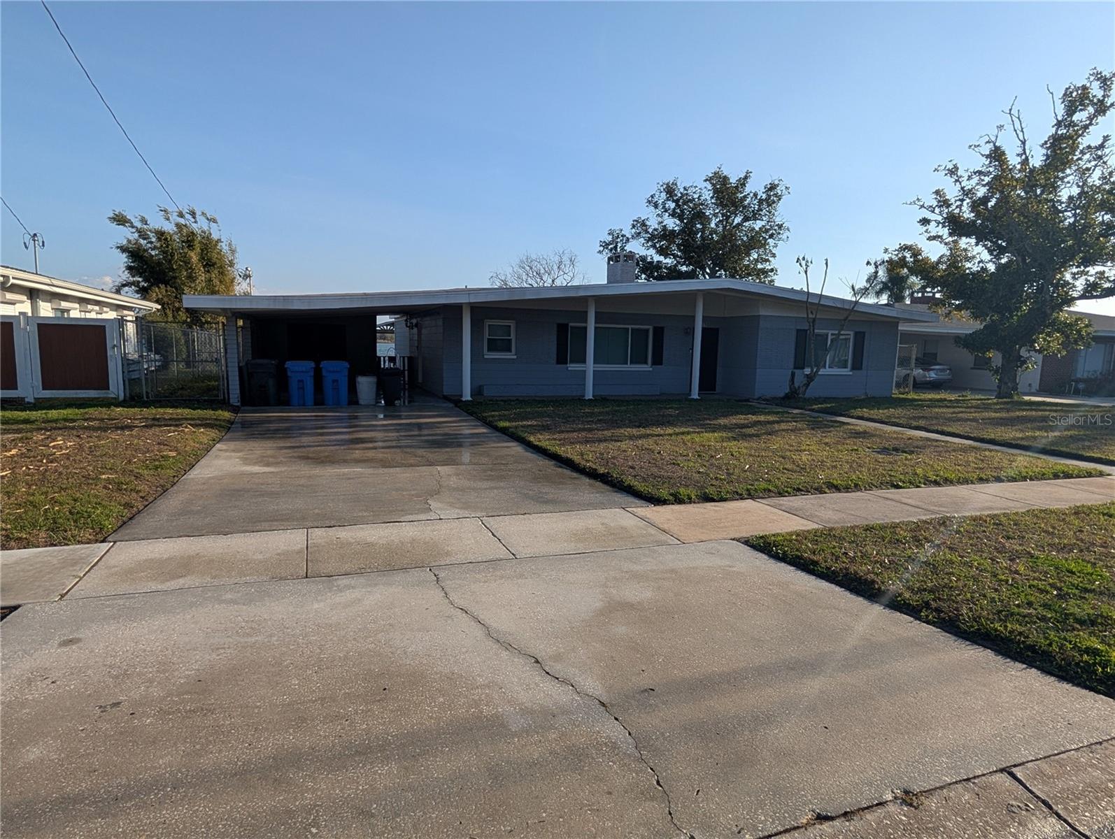 6517 WALTON WAY — photo 2