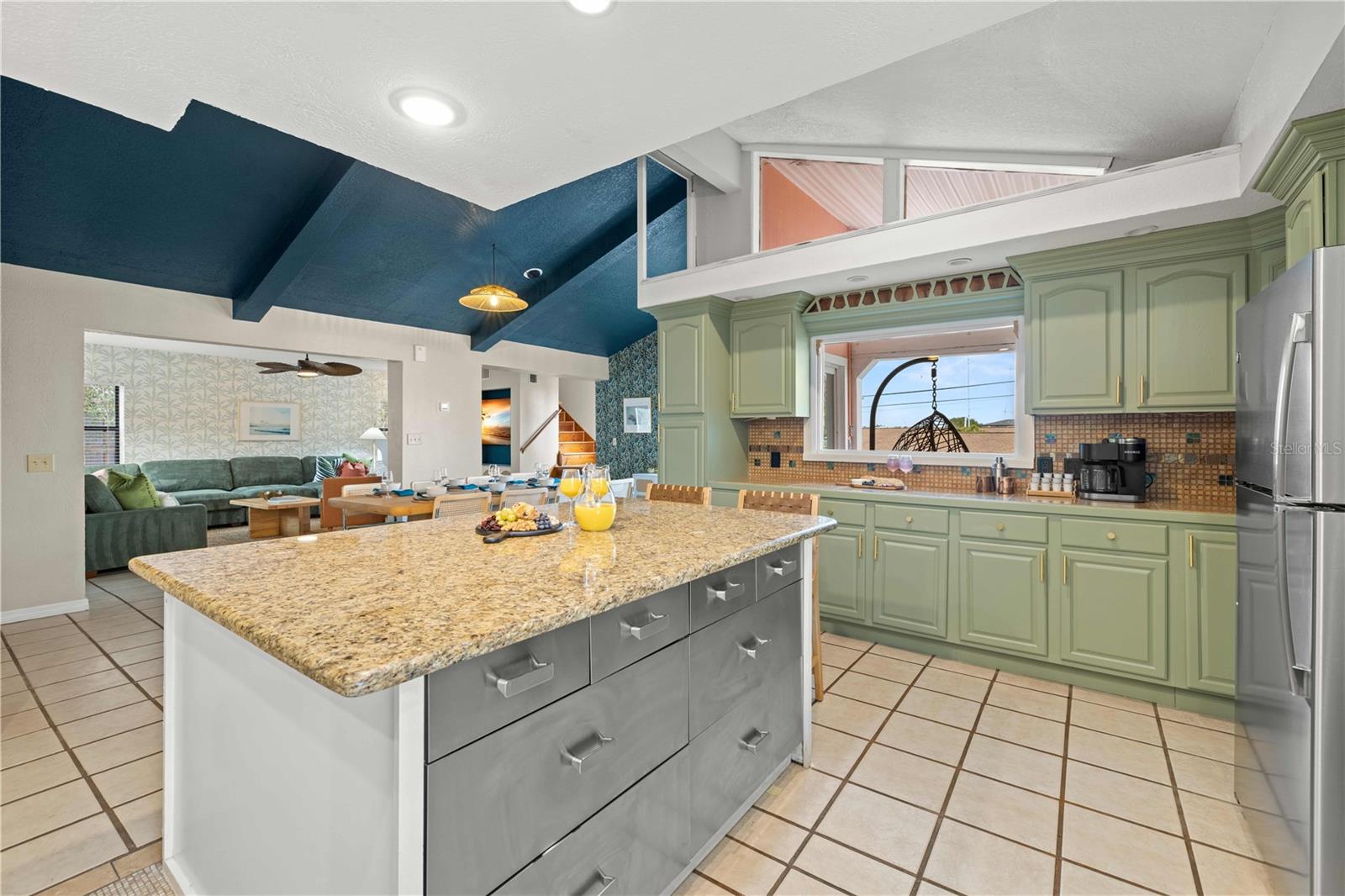 2302 BAY BLVD — photo 6