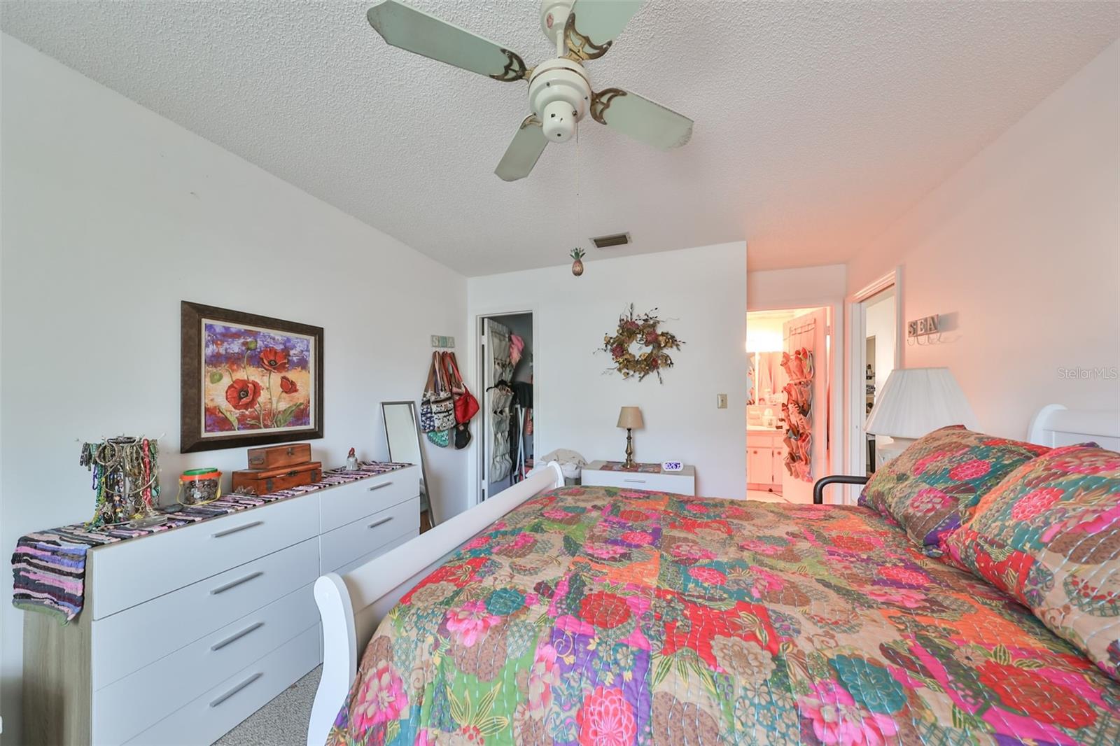 1901 CANTERBURY LN #19 — photo 18