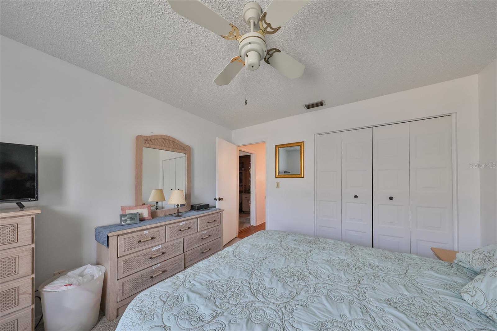 1901 CANTERBURY LN #19 — photo 21