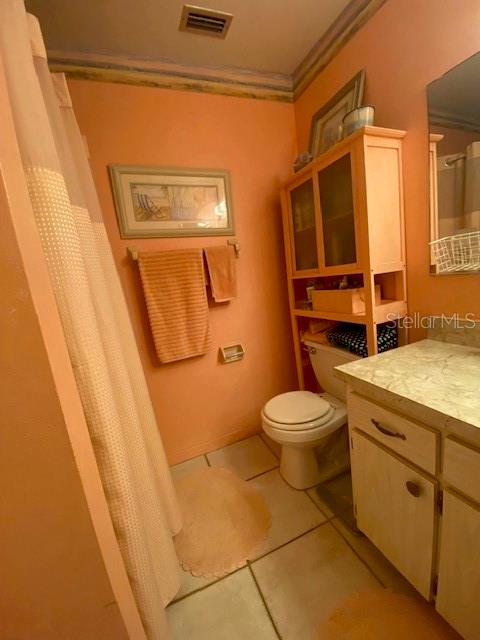 1901 CANTERBURY LN #19 — photo 19