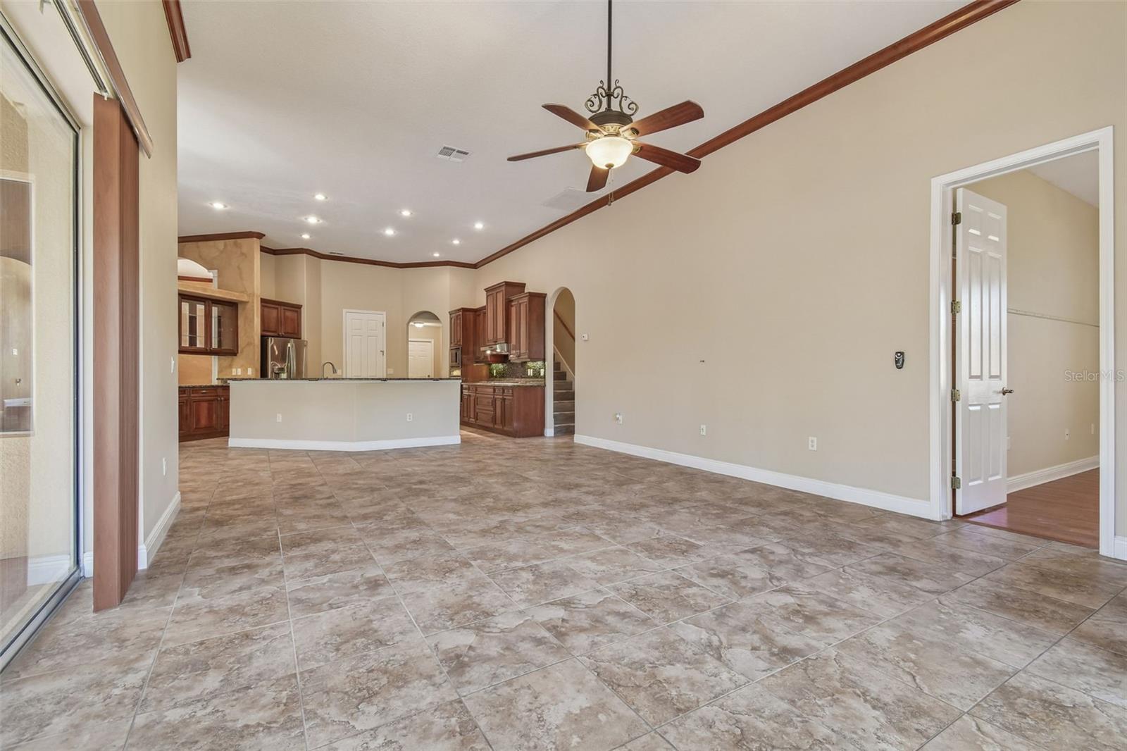 614 VINTAGE WAY — photo 30