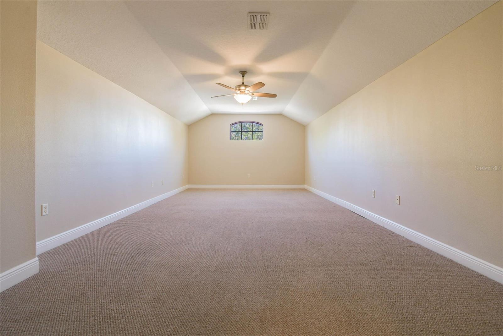 614 VINTAGE WAY — photo 36