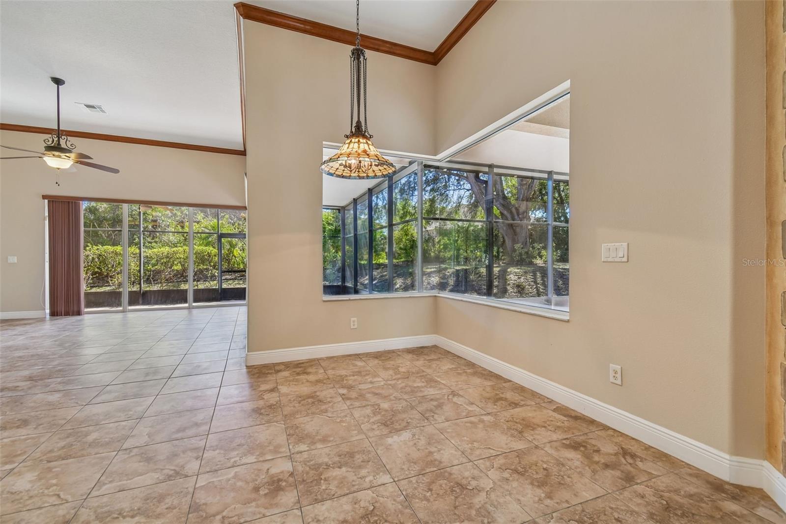 614 VINTAGE WAY — photo 33