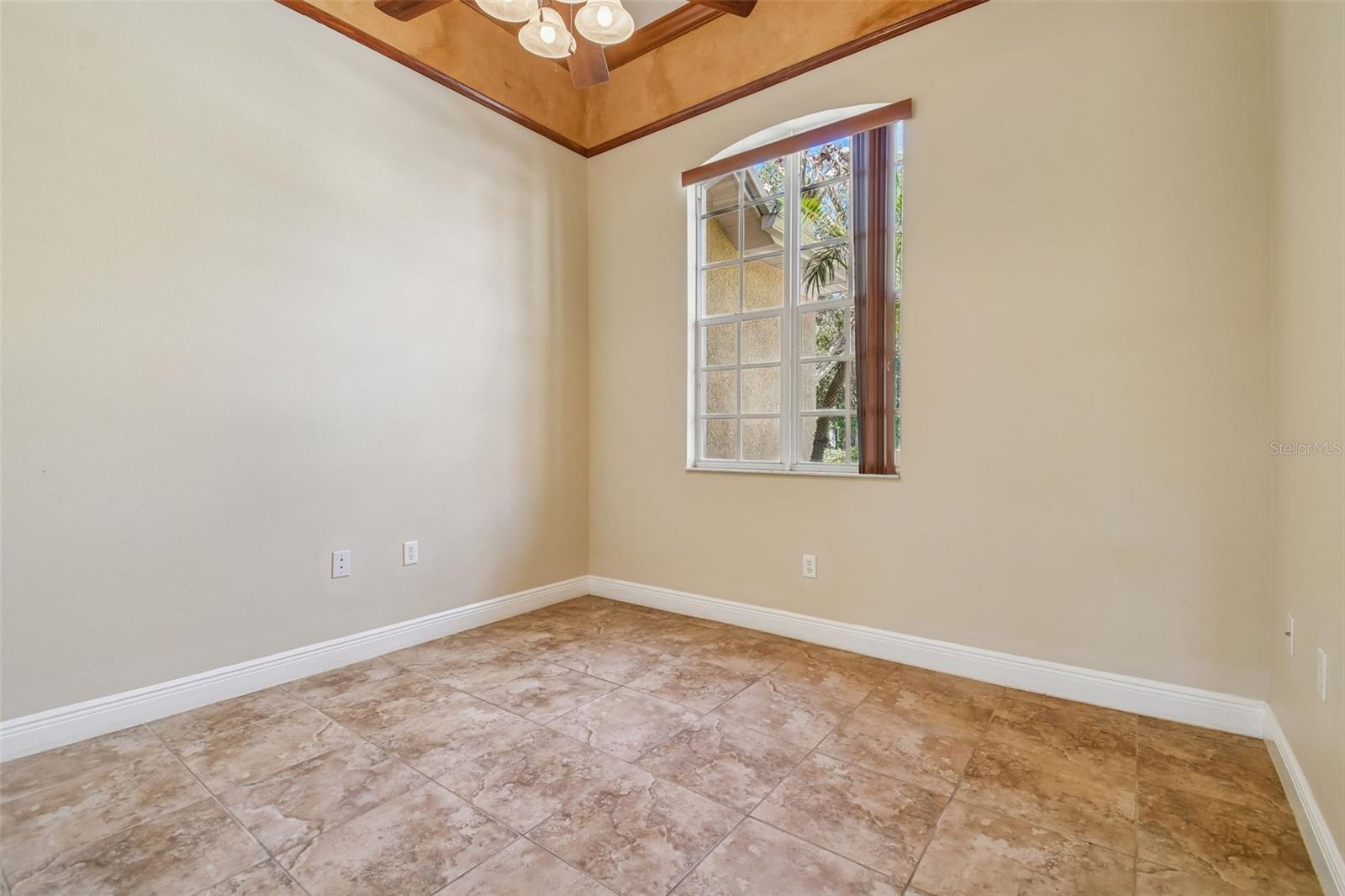614 VINTAGE WAY — photo 12