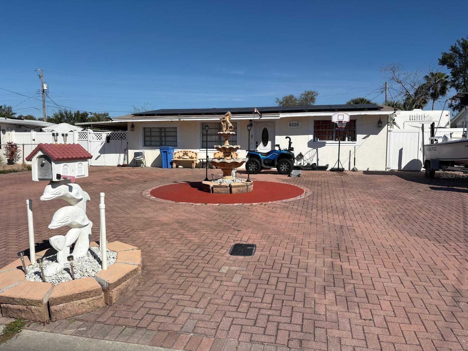6005 W CLIFTON ST — photo 3