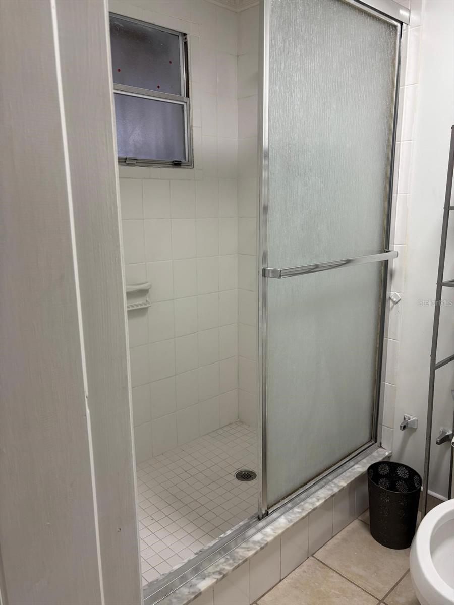 6005 W CLIFTON ST — photo 26