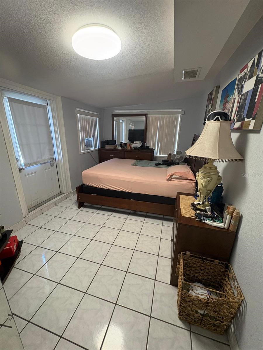 6005 W CLIFTON ST — photo 21