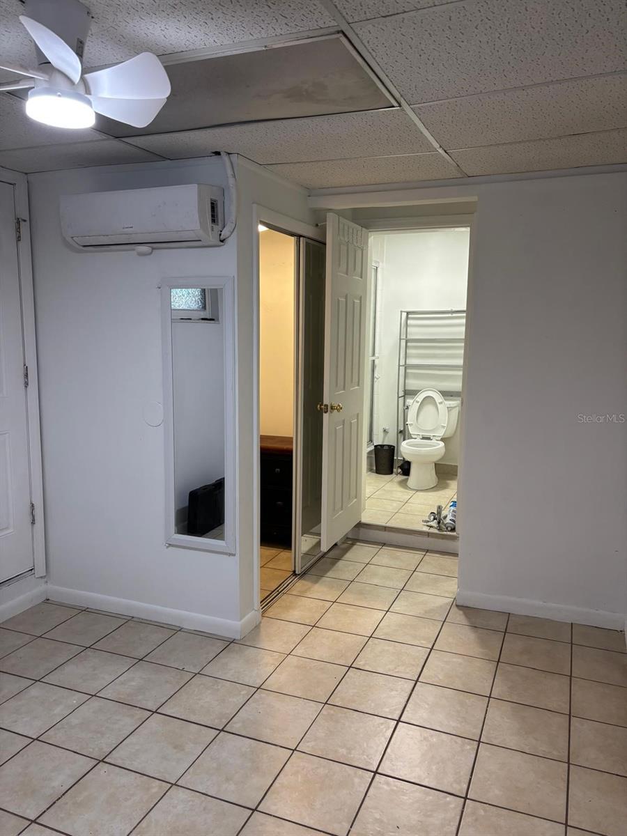 6005 W CLIFTON ST — photo 29