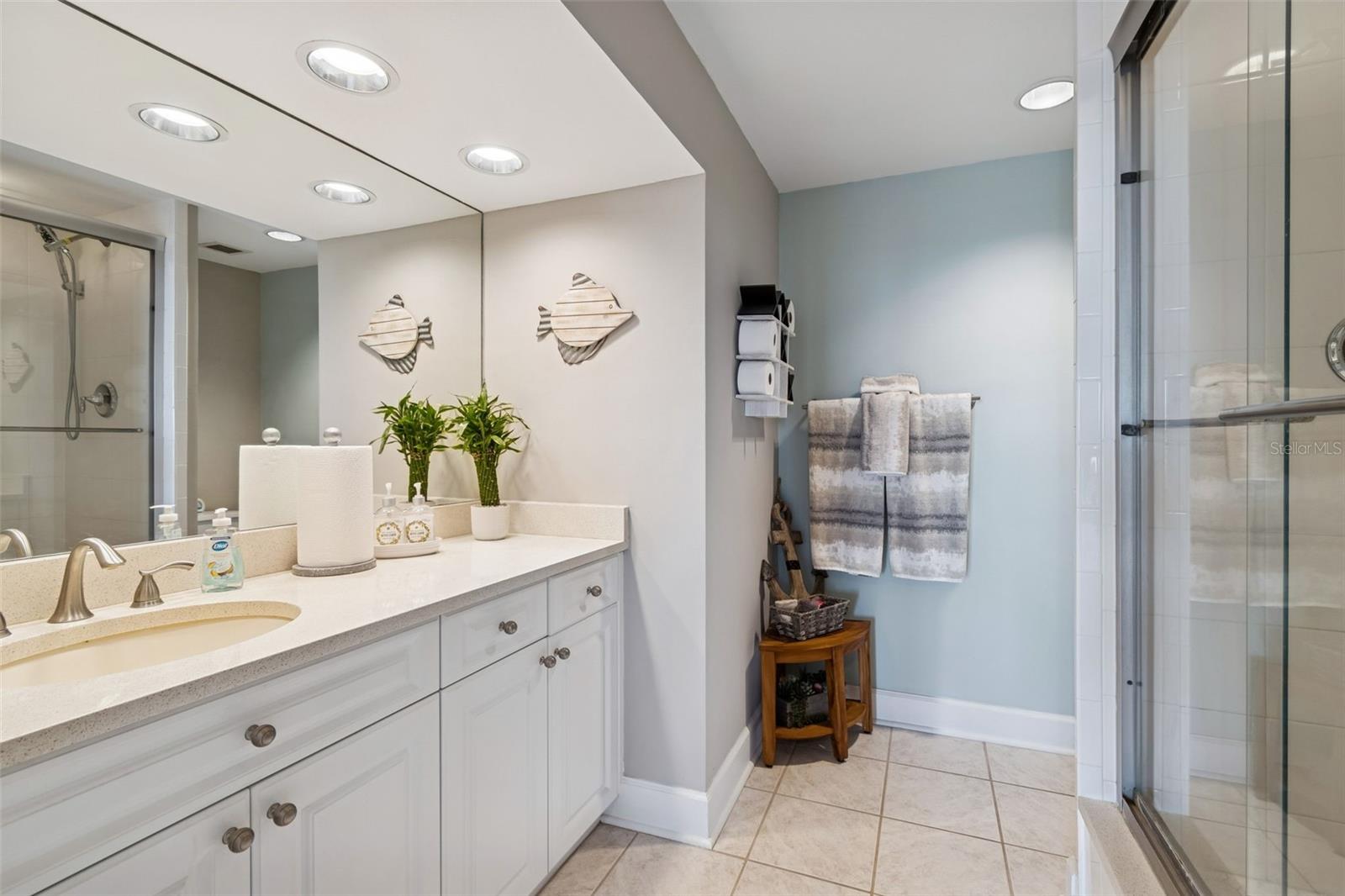 4 BELLEVIEW BLVD #701 — photo 30