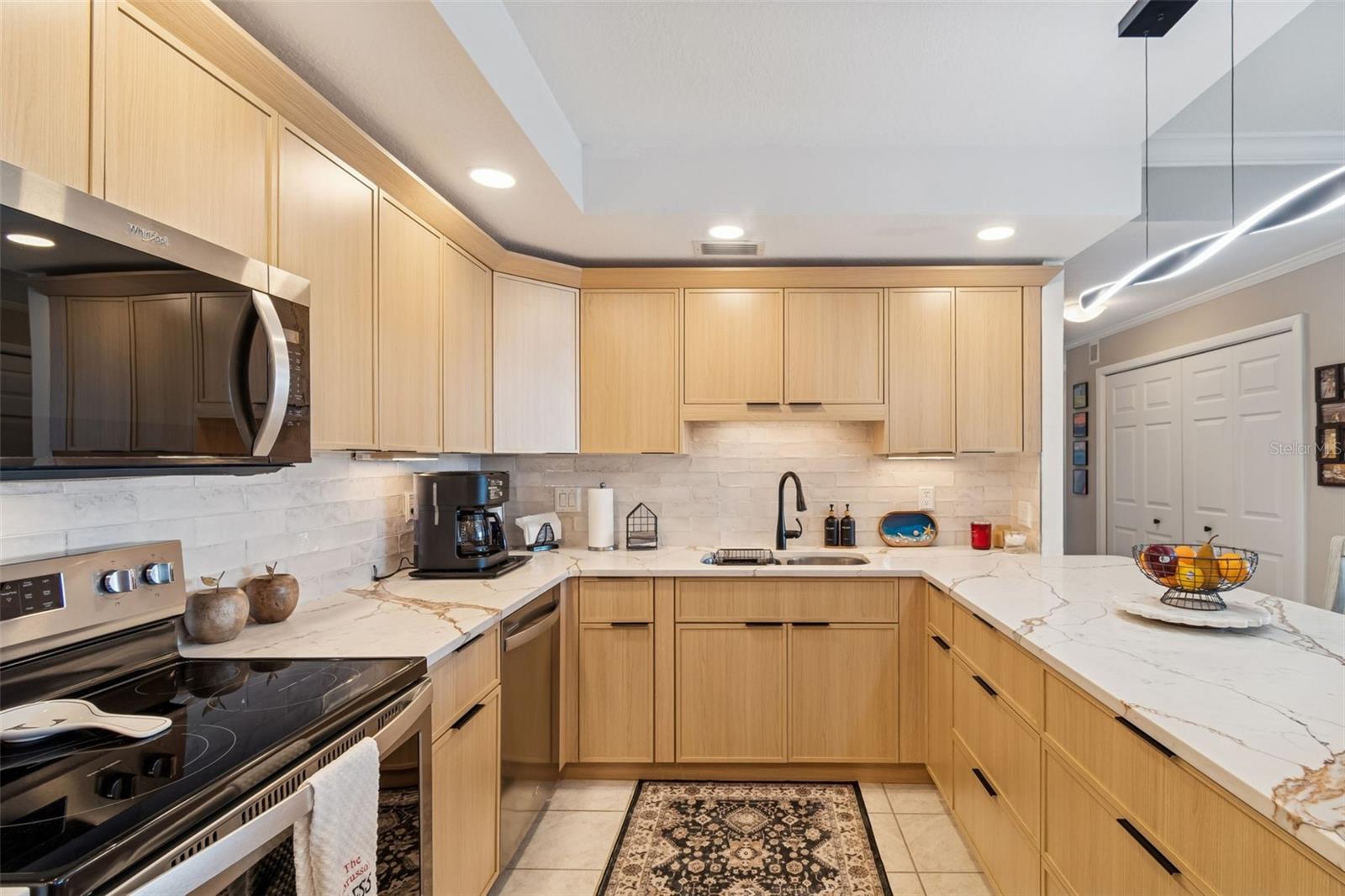 4 BELLEVIEW BLVD #701 — photo 16
