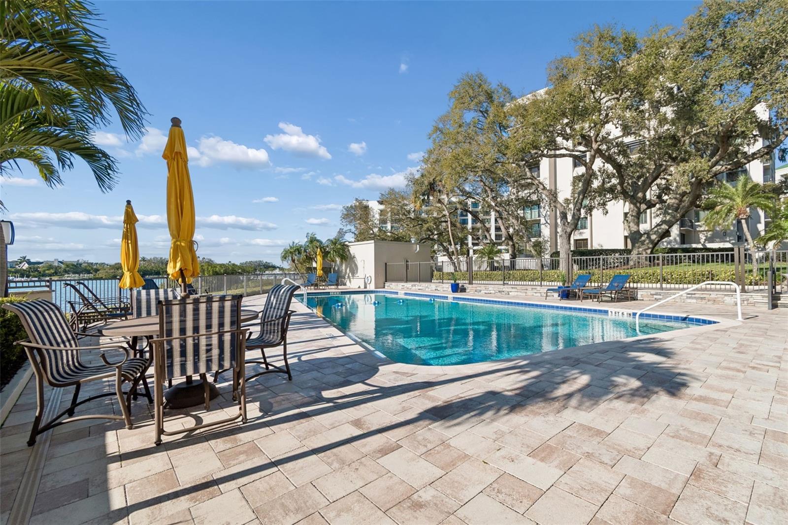 4 BELLEVIEW BLVD #701 — photo 38