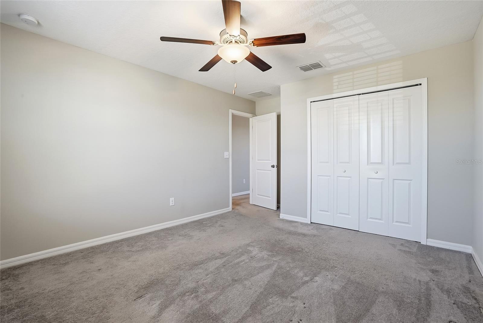 5431 AMARYLLIS GARDEN ST — photo 28