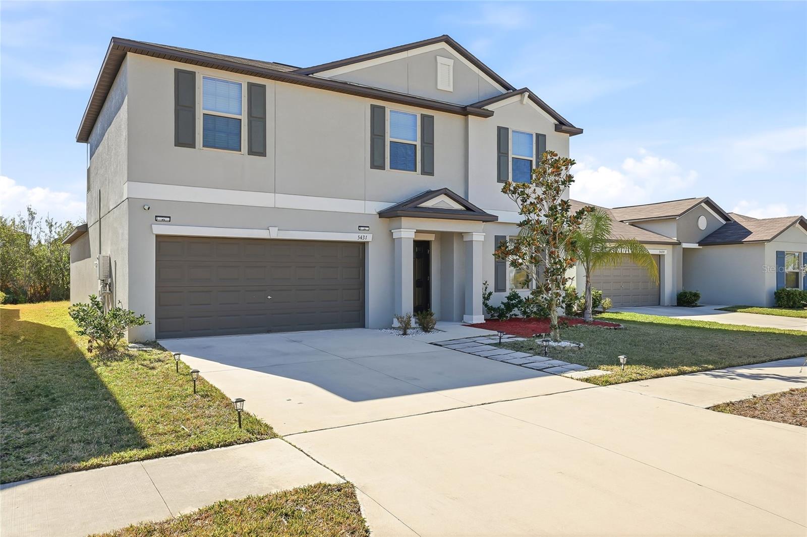 5431 AMARYLLIS GARDEN ST — photo 4