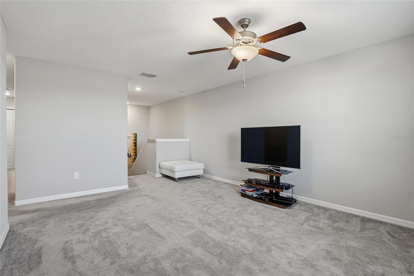 5431 AMARYLLIS GARDEN ST — photo 26
