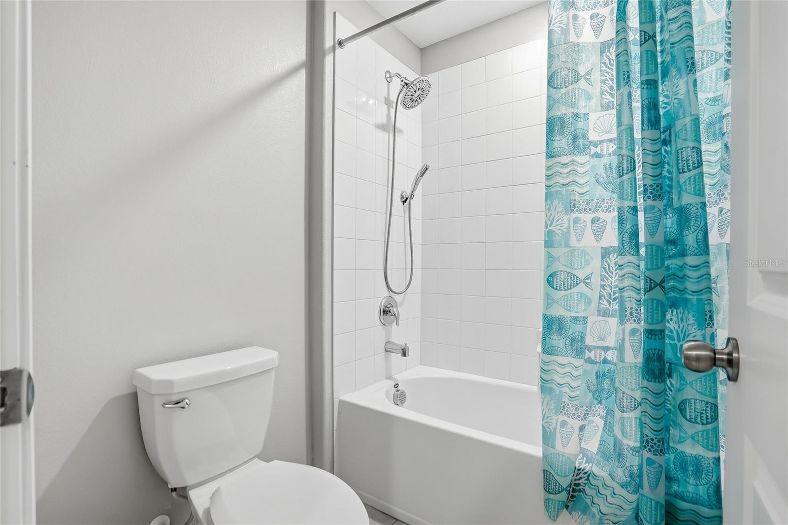 5431 AMARYLLIS GARDEN ST — photo 29
