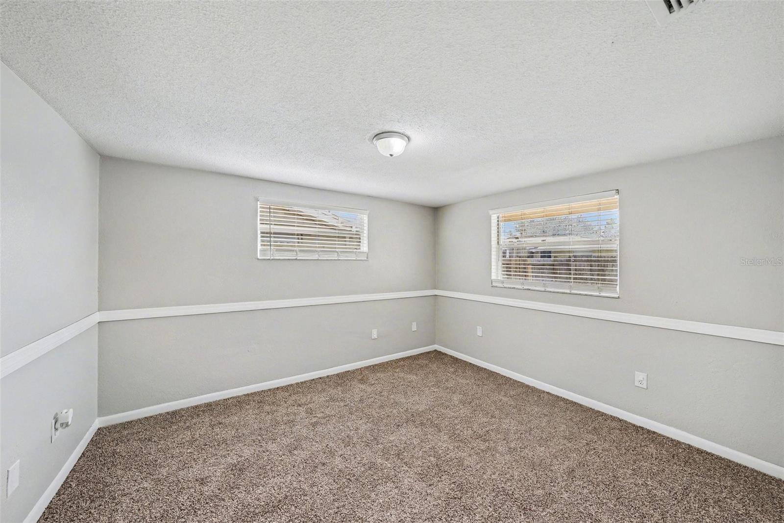 7214 INGLESIDE DR — photo 9