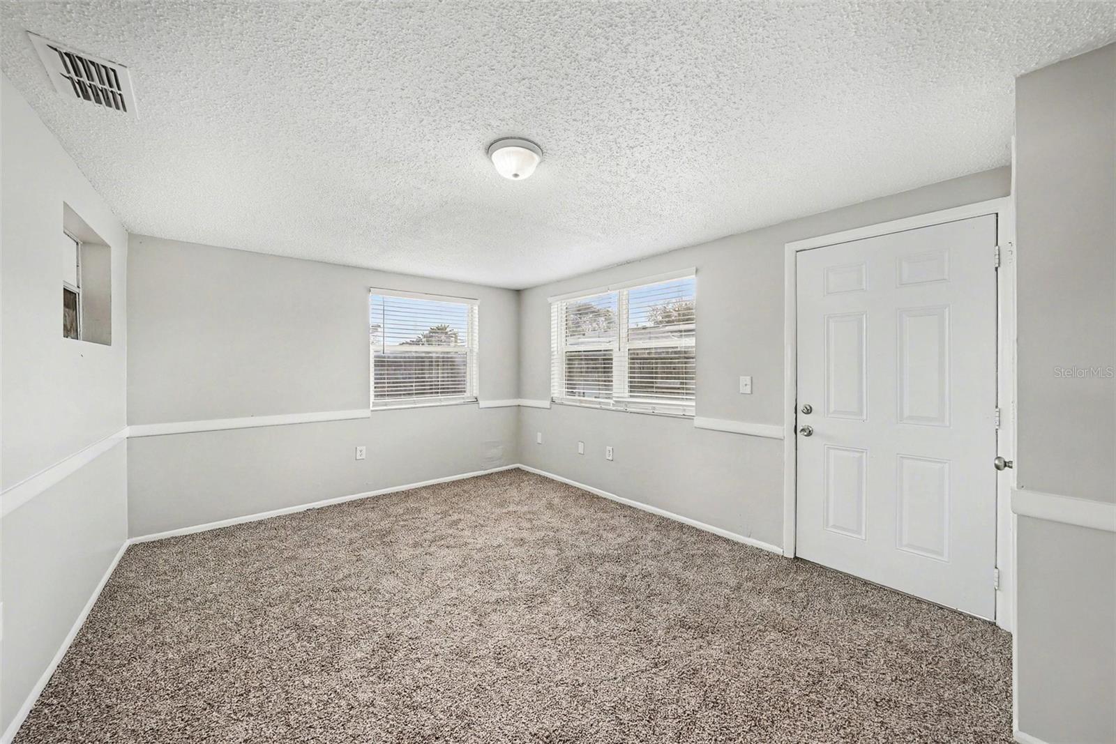 7214 INGLESIDE DR — photo 11