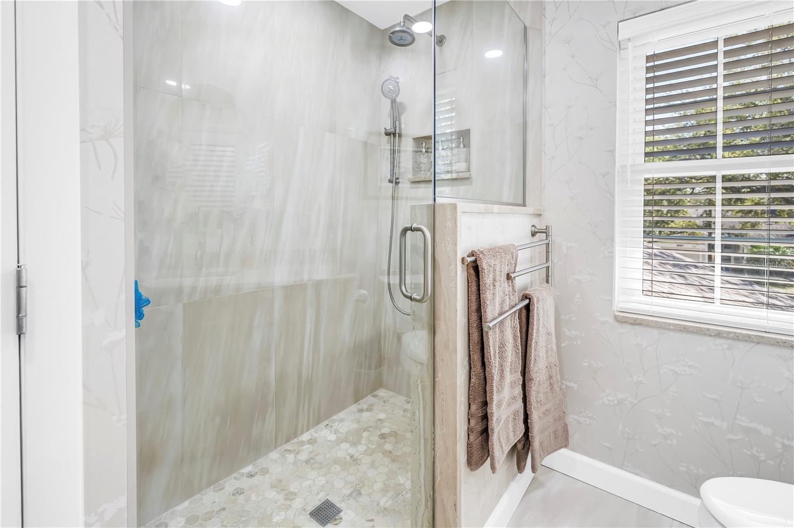 812 AMELIA CT NE — photo 31