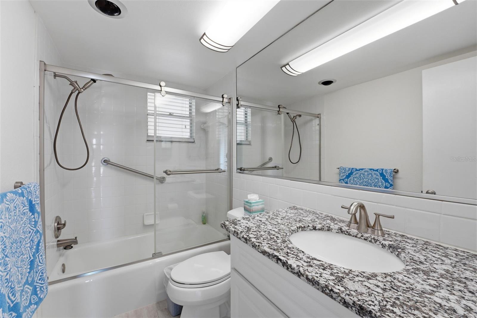 4440 EXETER DR #106 — photo 15