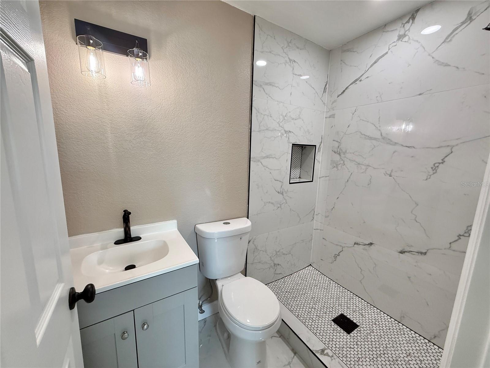 715 65TH AVENUE DR W — photo 12