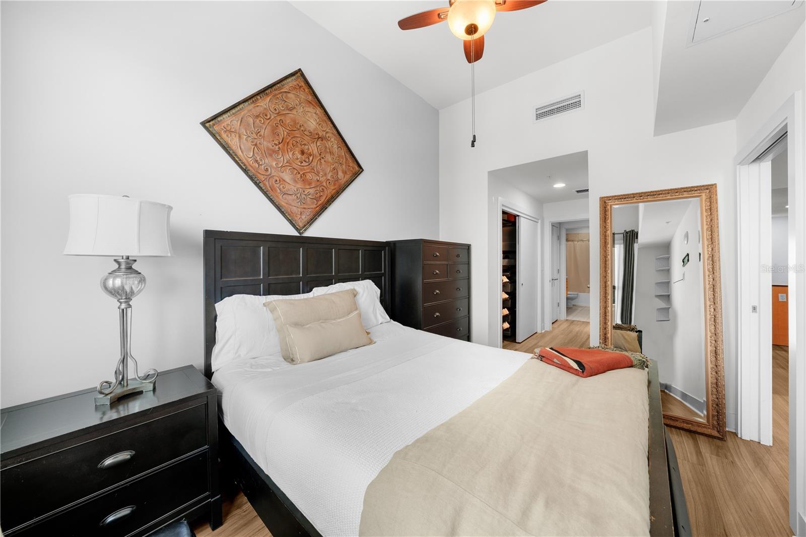 1120 E KENNEDY BLVD #827 — photo 21