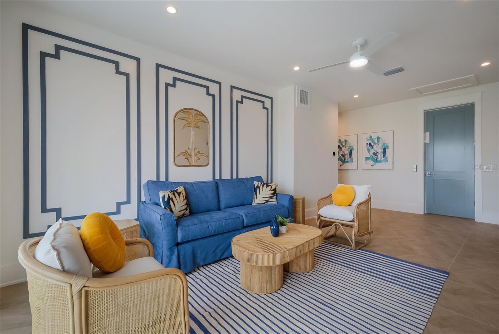 227 S HARBOR DR — photo 32