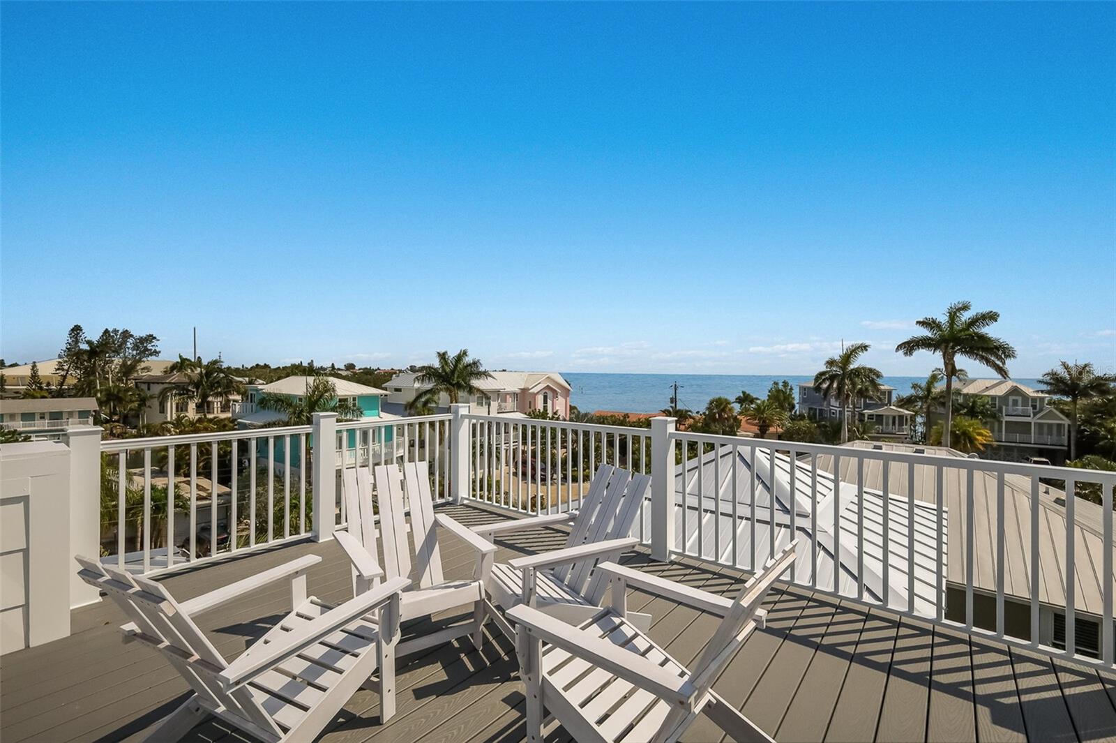 227 S HARBOR DR — photo 8