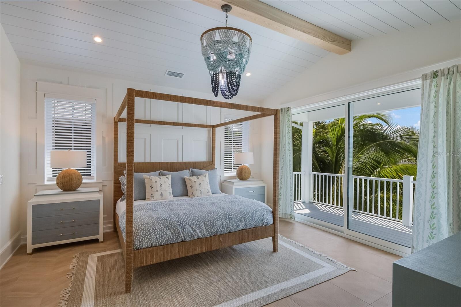 227 S HARBOR DR — photo 24