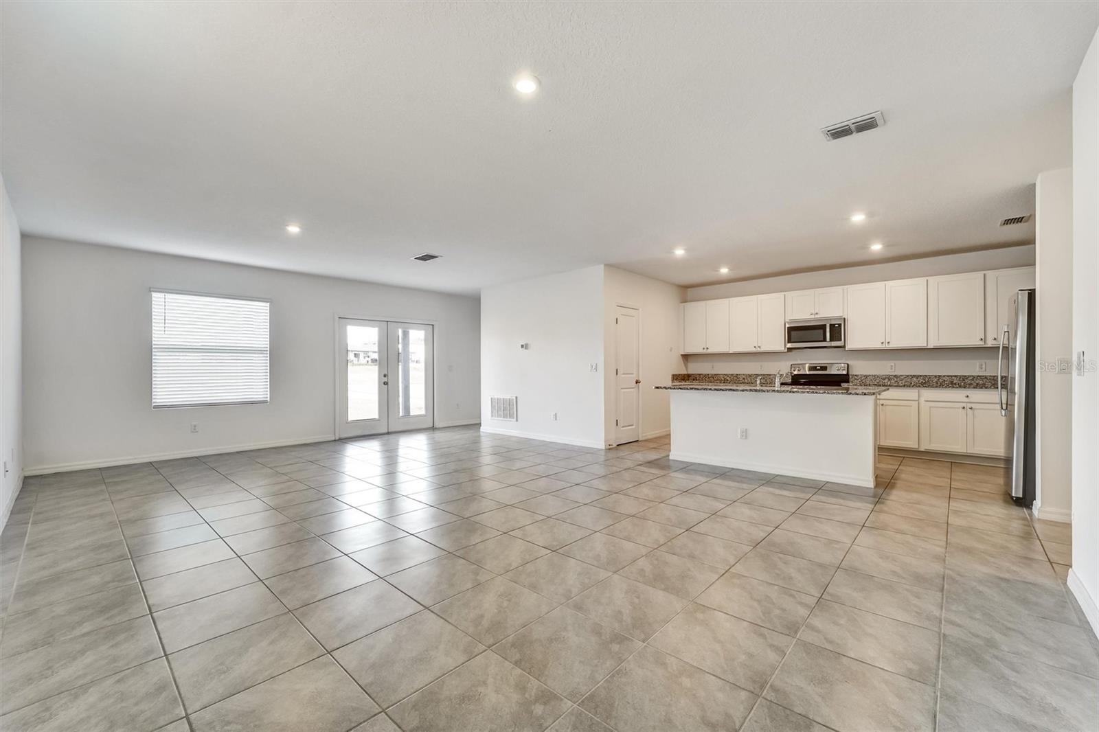 6785 BRANHAM MILL CT — photo 6
