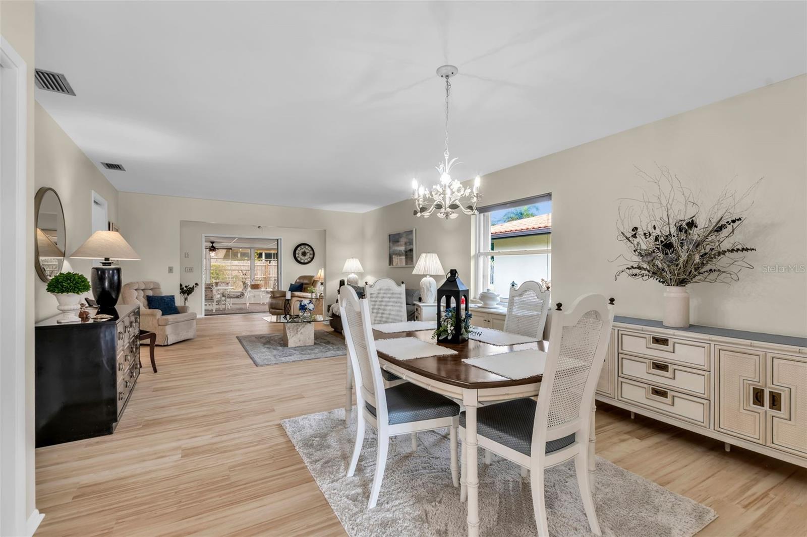 3215 MERCER RD — photo 15