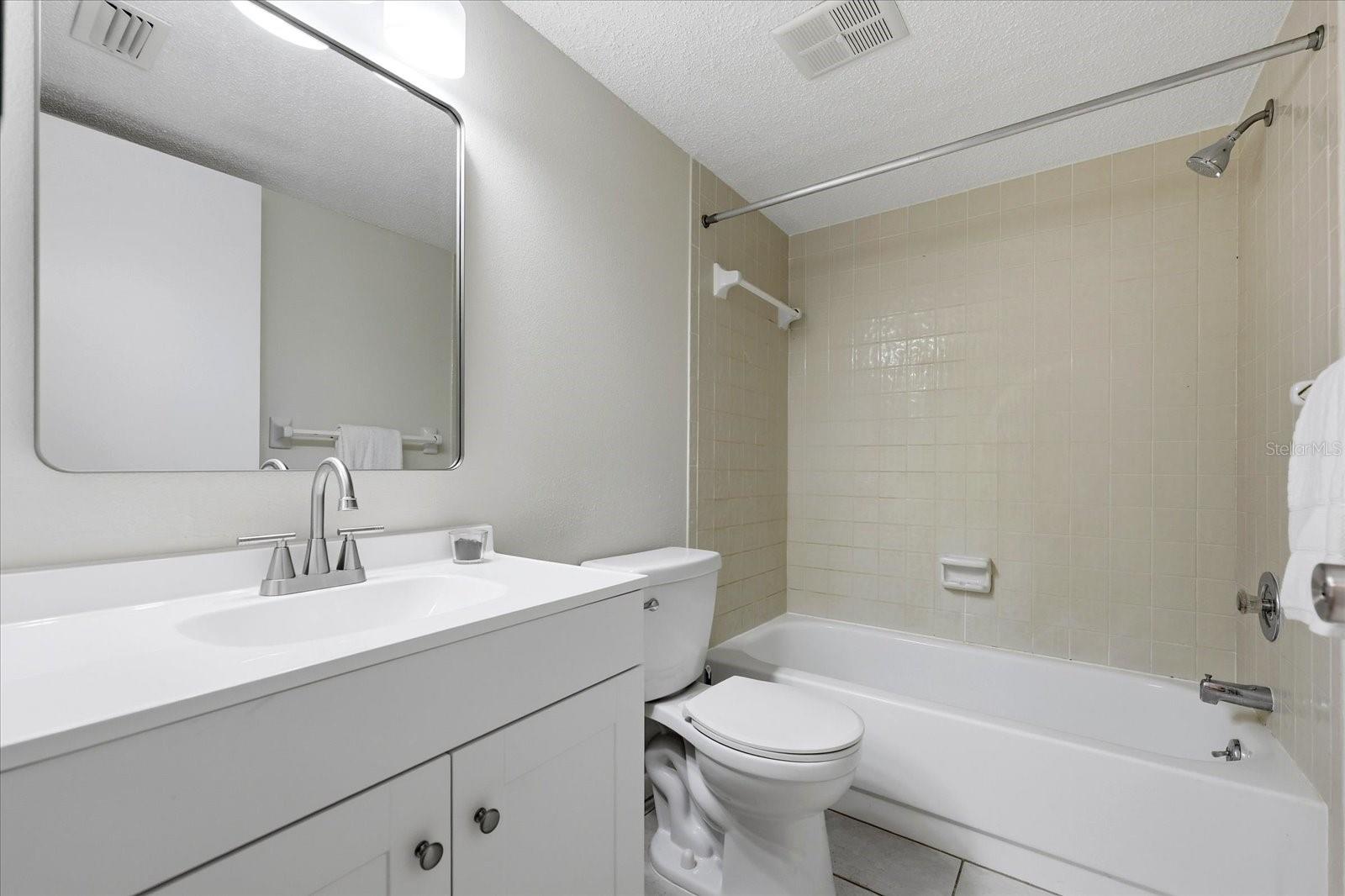 2420 WINDING CREEK BLVD #105 — photo 11