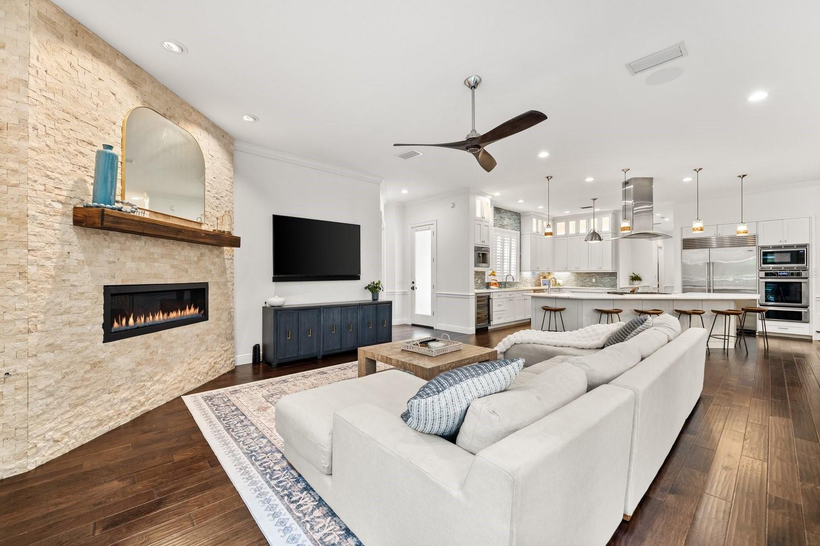 6413 MACLAURIN DR — photo 32