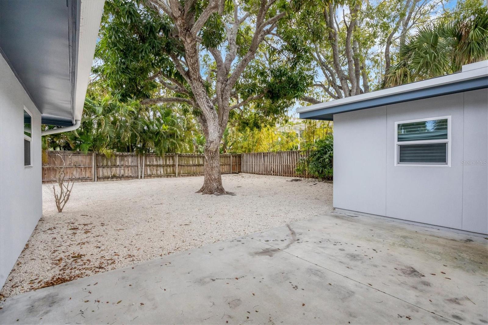 1116 WESTWAY DR — photo 56