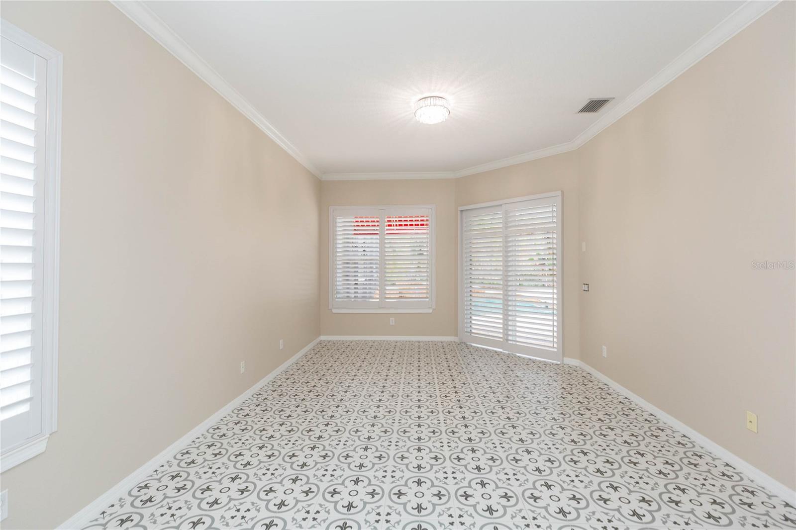 4813 ARTESIAN RD — photo 18