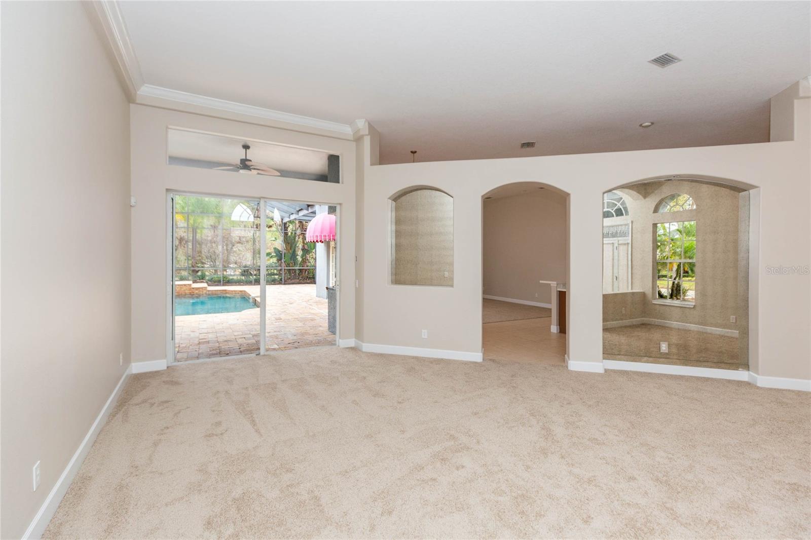 4813 ARTESIAN RD — photo 3