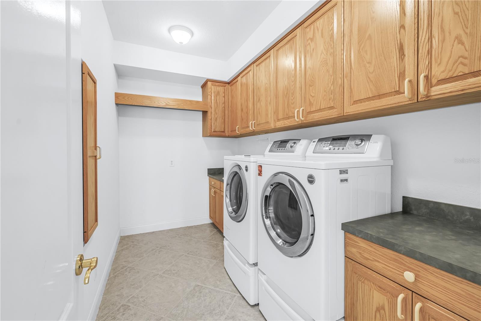 14365 EAGLE POINTE DR — photo 35