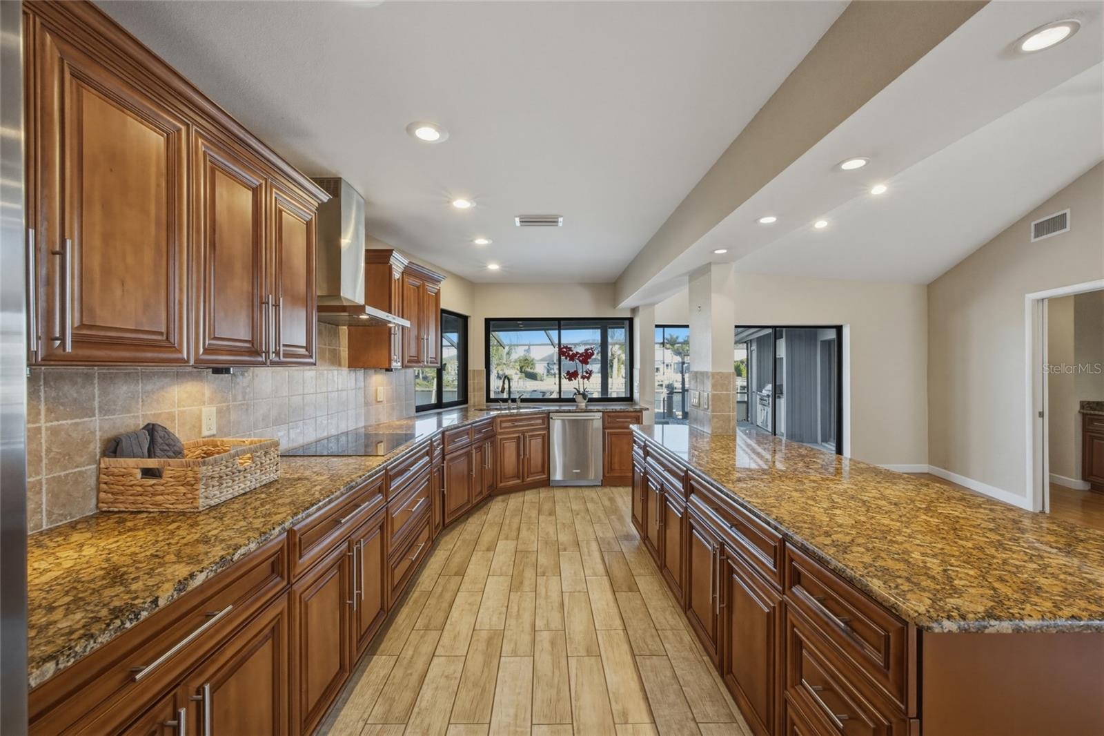 4157 SALTWATER BLVD — photo 9