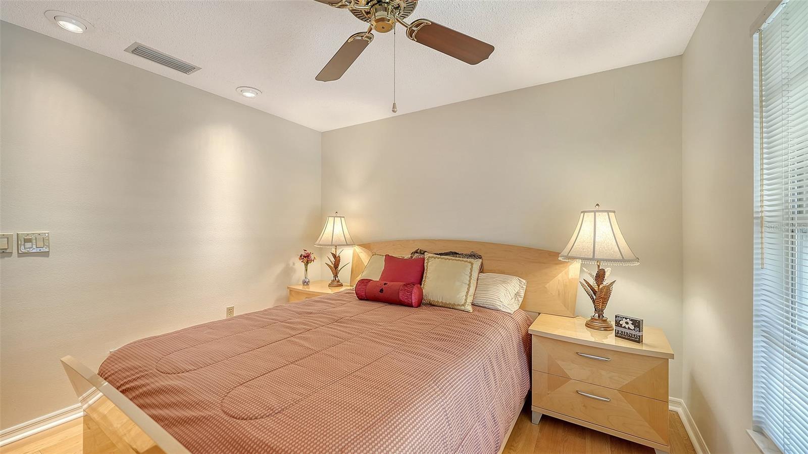 5521 CHANTECLAIRE #21 — photo 27