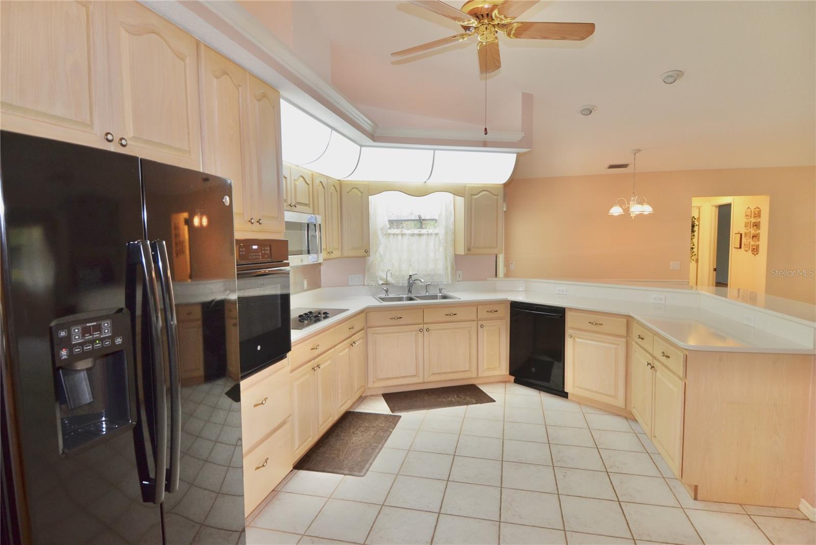 6514 N BISCAYNE DR — photo 12